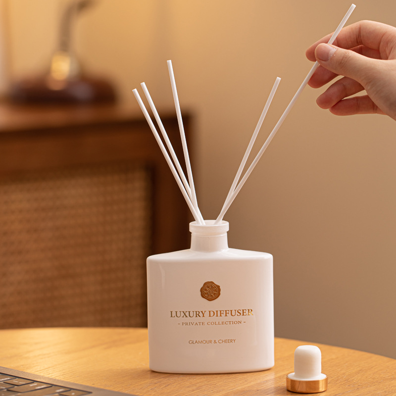 Reed Diffuser & Scented Candle - đánh giá và giá Soy Wax Flake